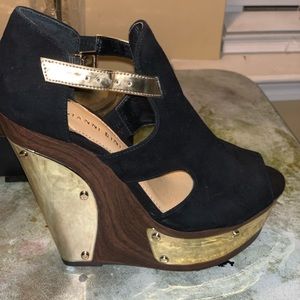 Gianni Bini Super High Wedge Heels